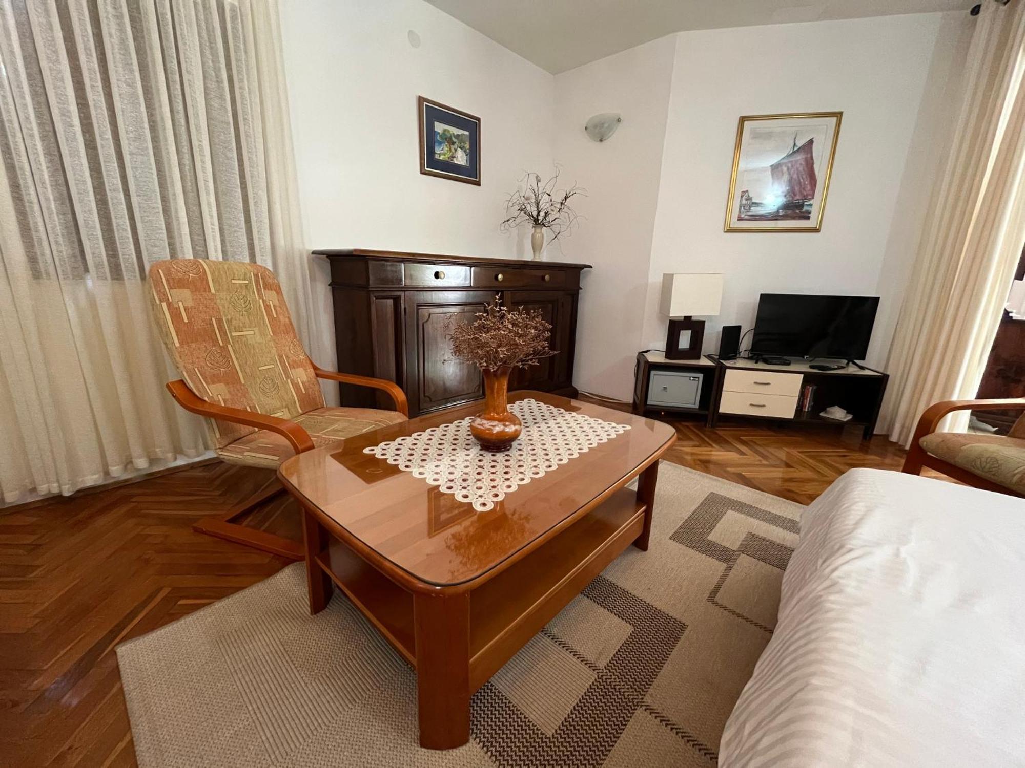 Apartman Mladenka Супетар Экстерьер фото